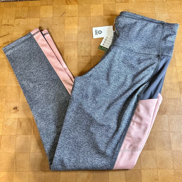 NWT! Tasc Performance Uptown High-Rise 7/8 Pocket Leggings - Picture 2 of 5